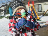 春の残雪でひと遊び