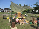 畑のレストラン　屋根が付く